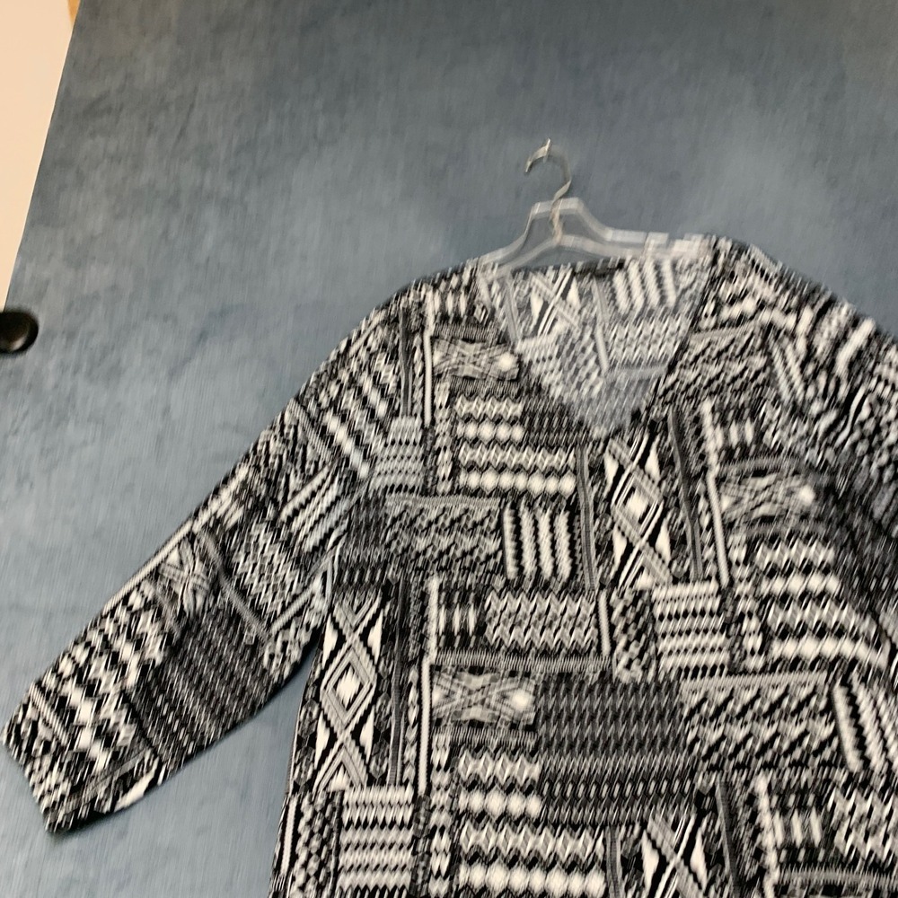 Mario Serrani Italy Tunic Top Womens 2XL Black White Geometric Print Long Sleeve